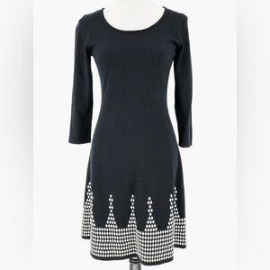 Nine West 3/4 Sleeve Knit Dress. Size Small Black and White Diamond Pattern